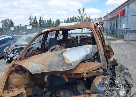 2002 Dodge Caravan Sport from USA, damaged, VIN 2B4GP44R92R750108